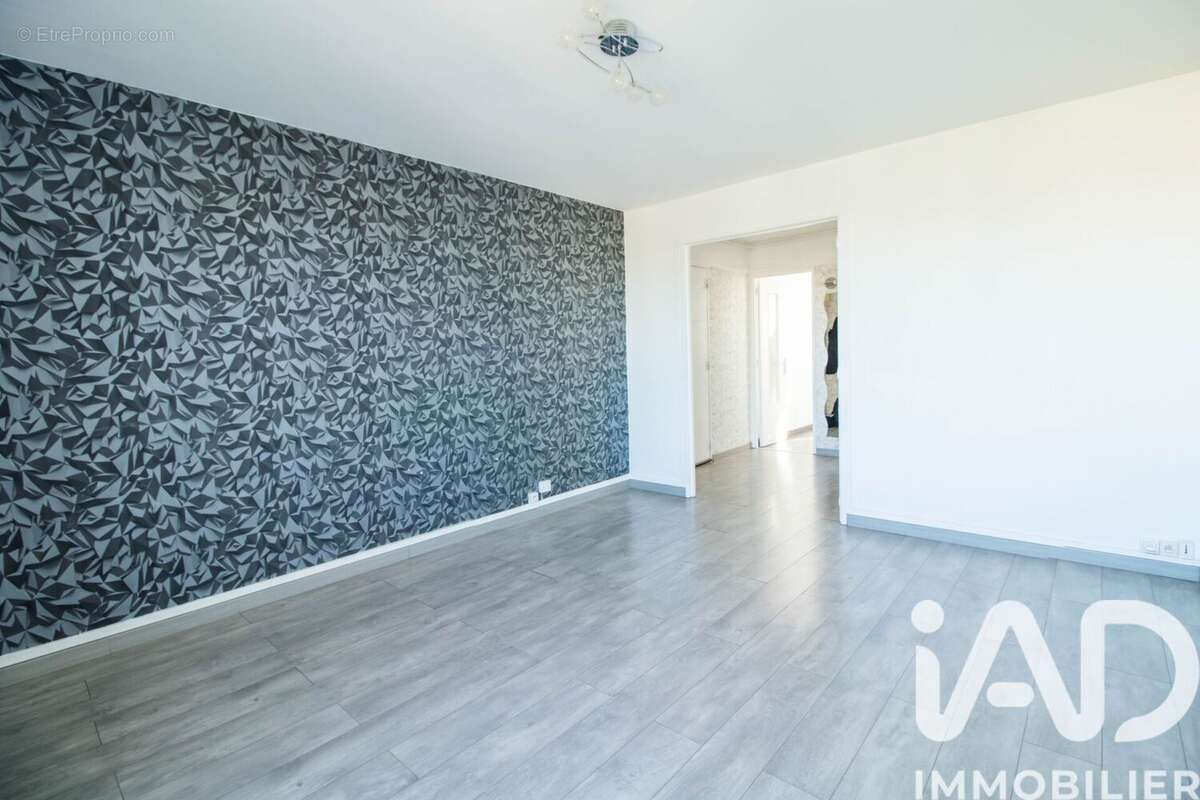 Photo 2 - Appartement à ARPAJON