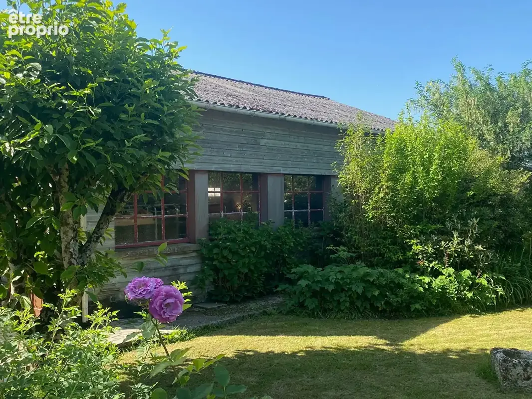 Maison de 8 pieces avec une dependance de  204 m² - photo 4