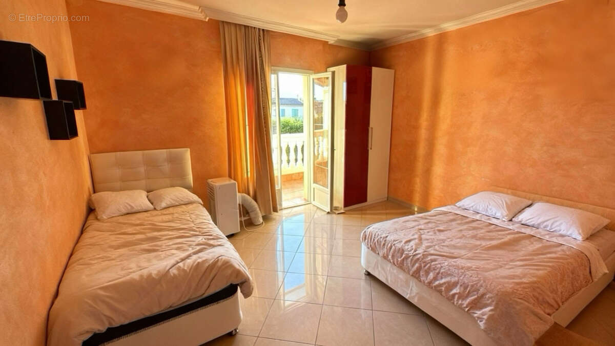 Maison à BOURG-LES-VALENCE