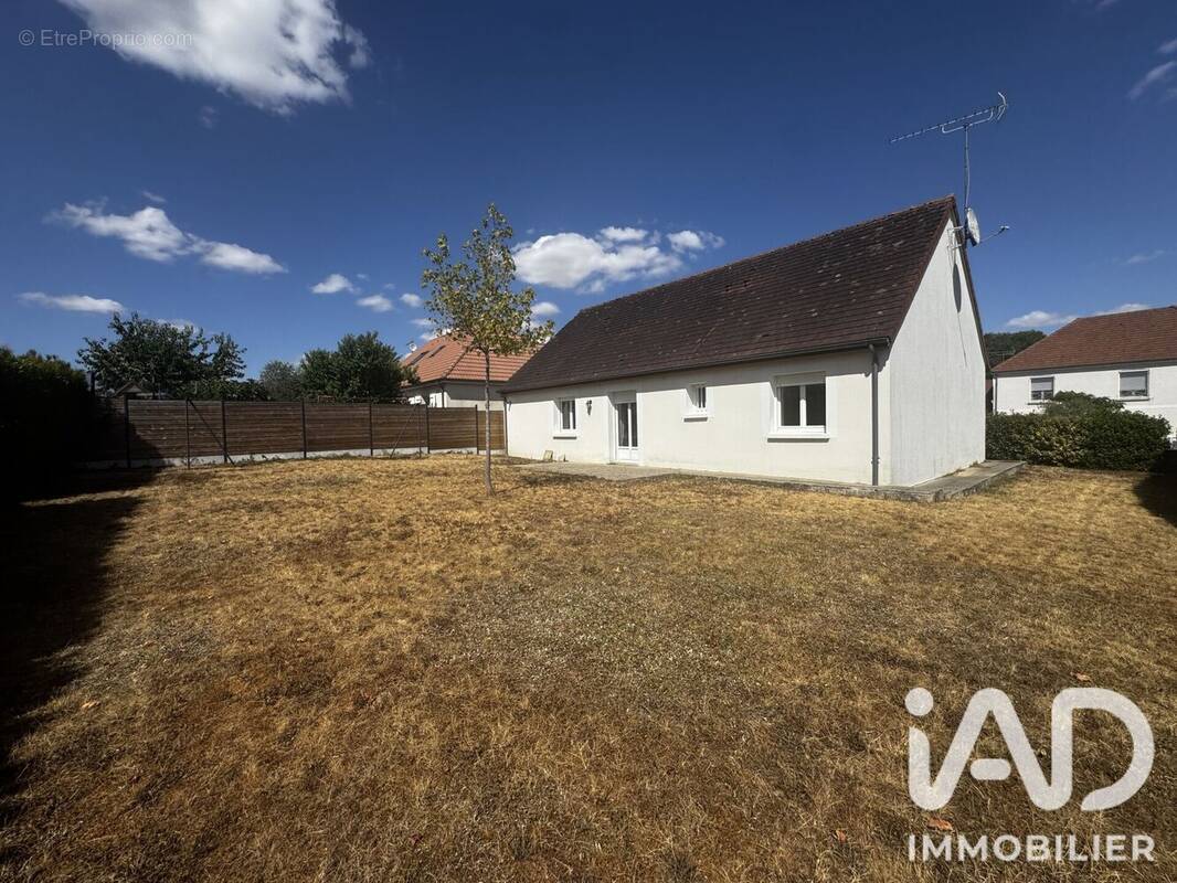 Photo 1 - Maison à SAINT-DENIS-LES-PONTS
