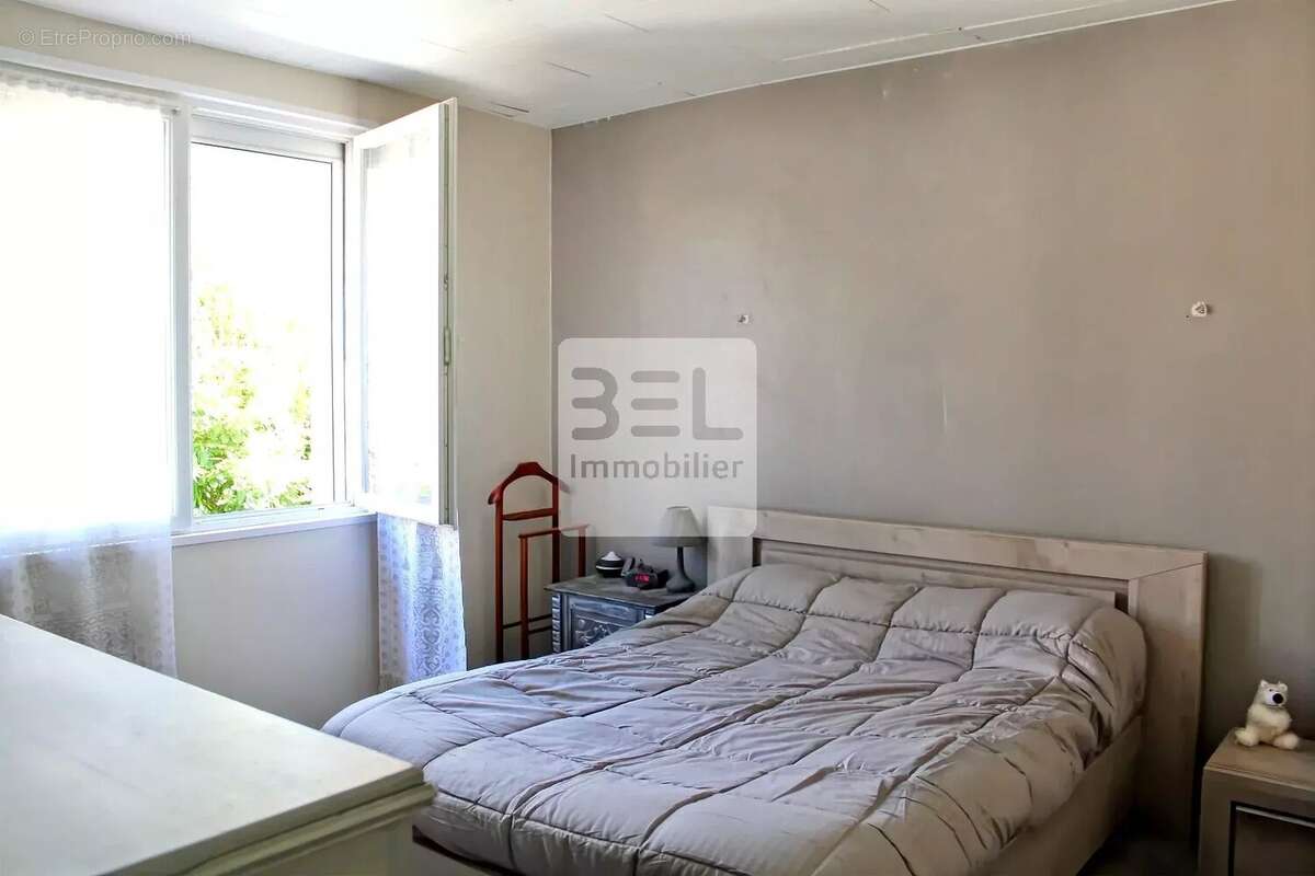 Maison à BAGNOLS-SUR-CEZE