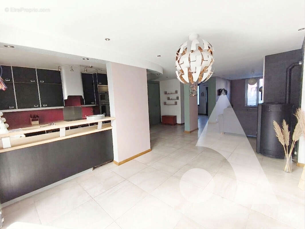 Maison à CREPY-EN-VALOIS