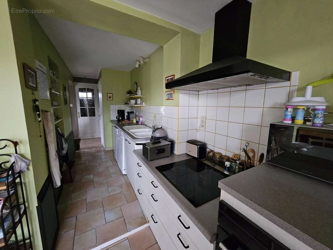 Maison à NEUVILLE-EN-FERRAIN