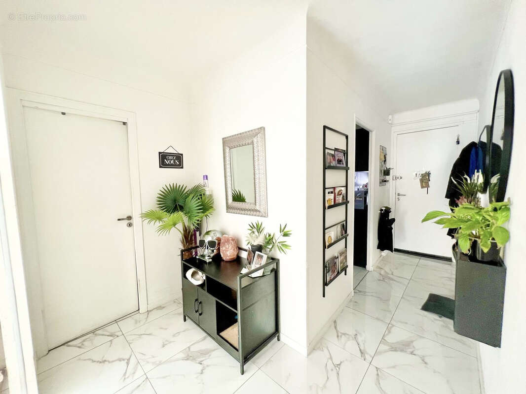 Appartement à LE CANNET