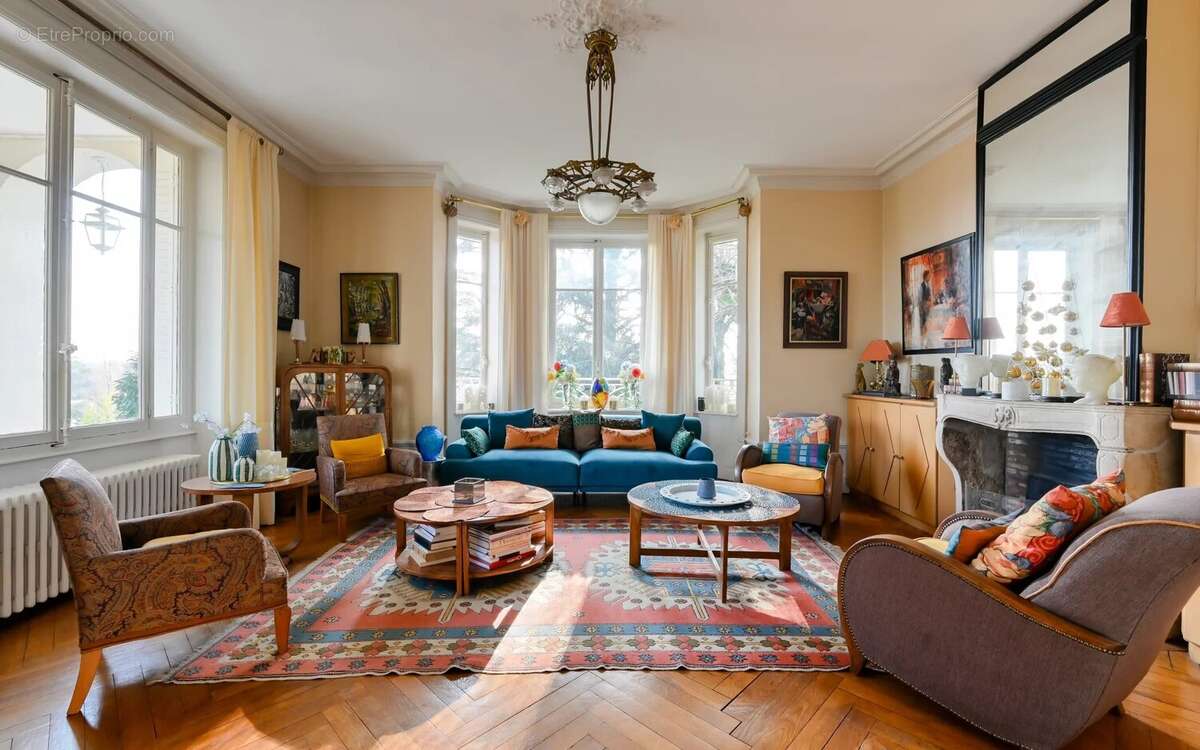 Maison à DARDILLY