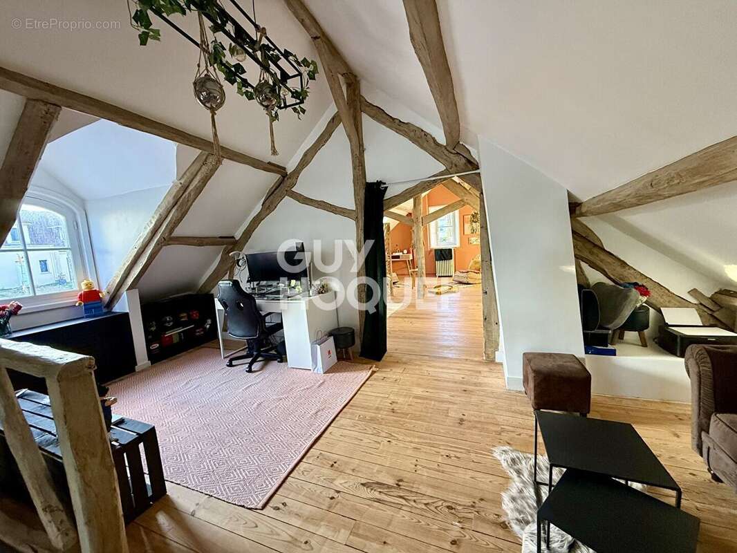 Maison à GOUSSONVILLE