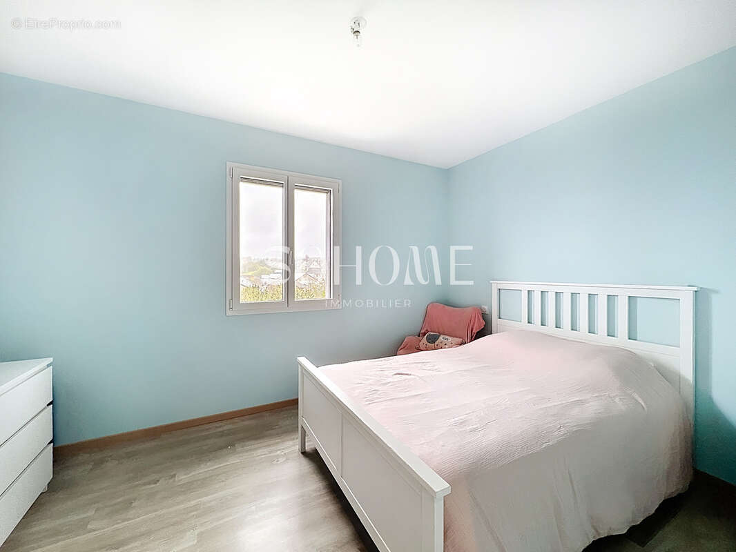 Maison à LES MAZURES