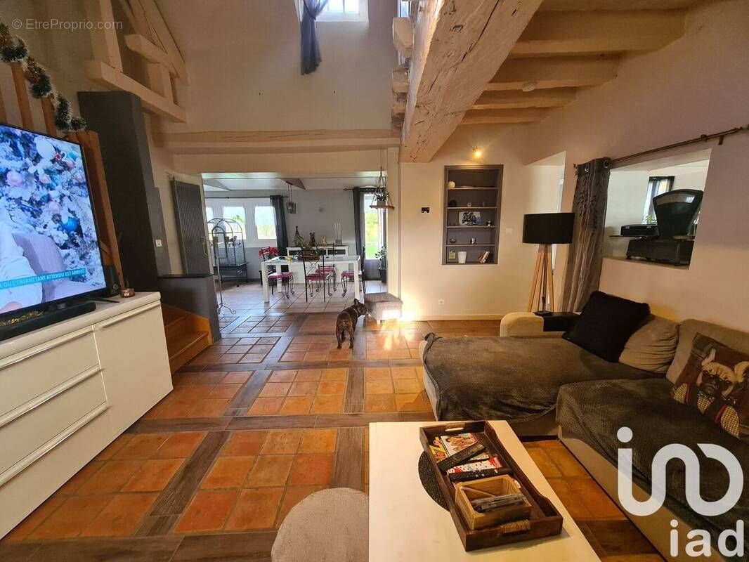 Photo 1 - Maison à SAINT-MARS-D'OUTILLE