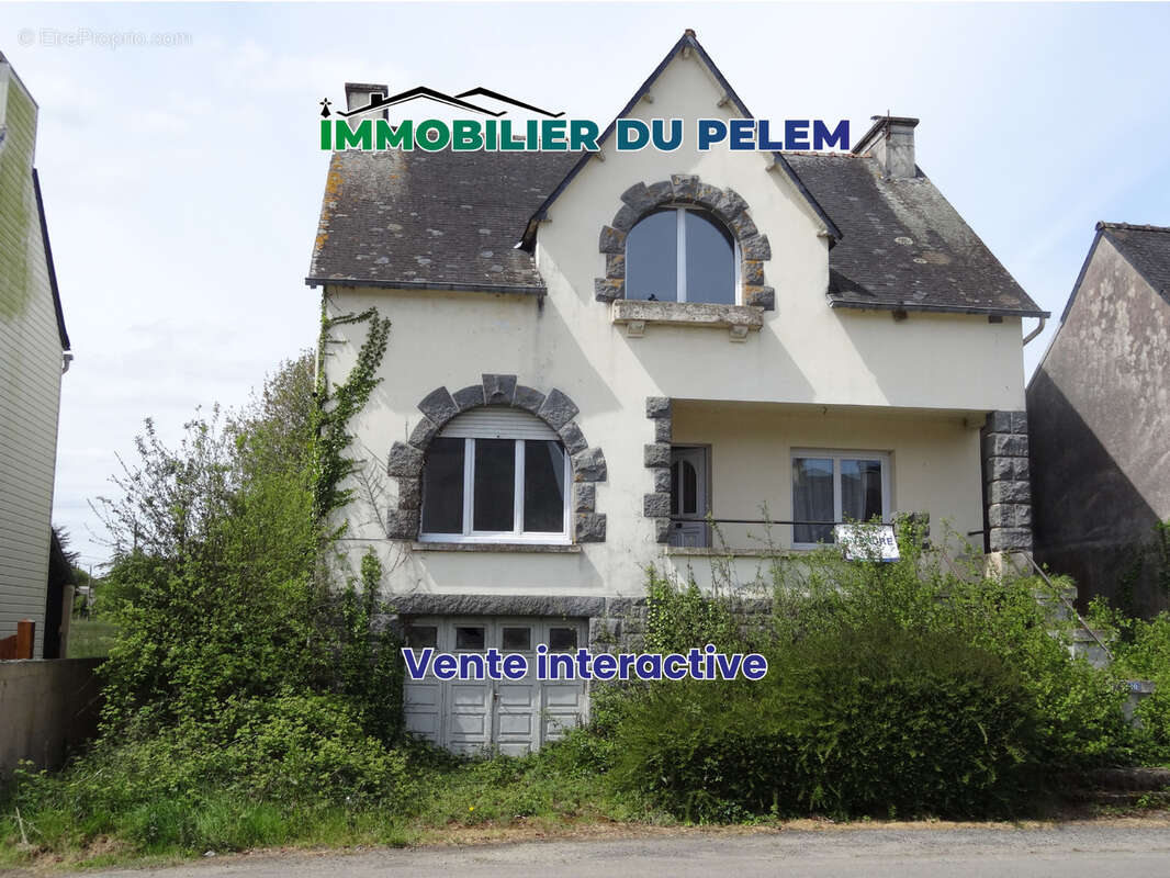 Maison à PLOUNEVEZ-QUINTIN