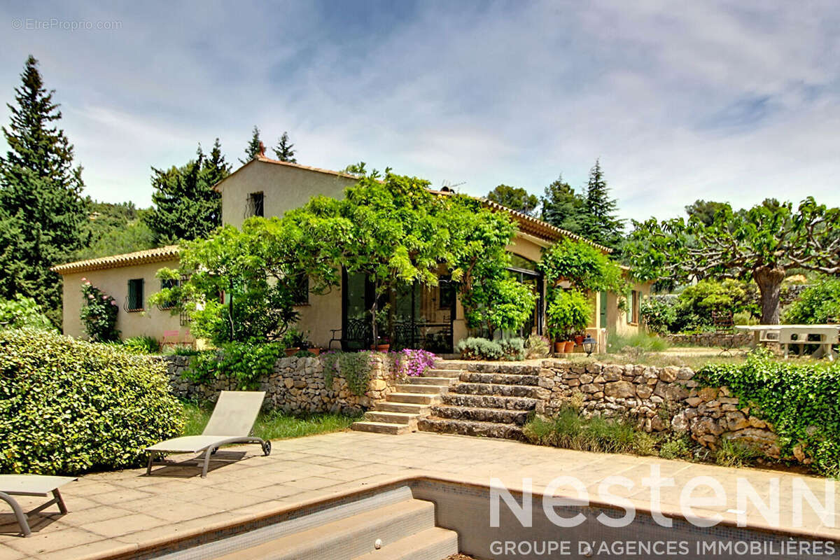 Maison à TOURTOUR