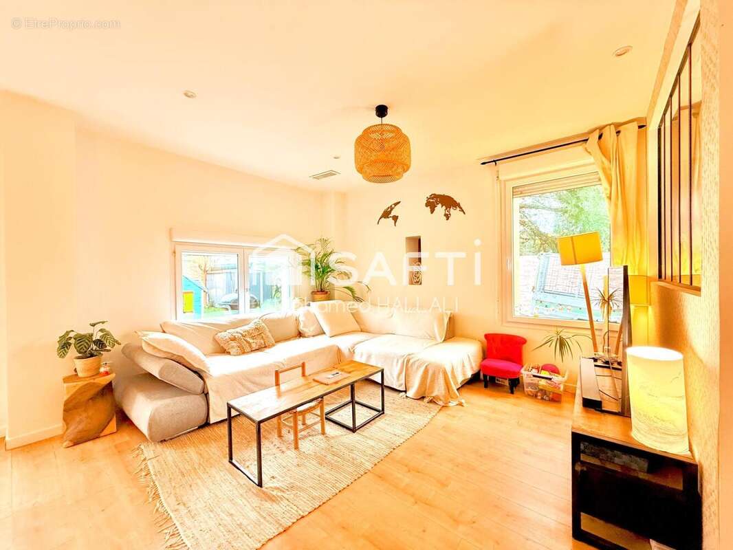 Photo 2 - Maison à VILLENAVE-D'ORNON