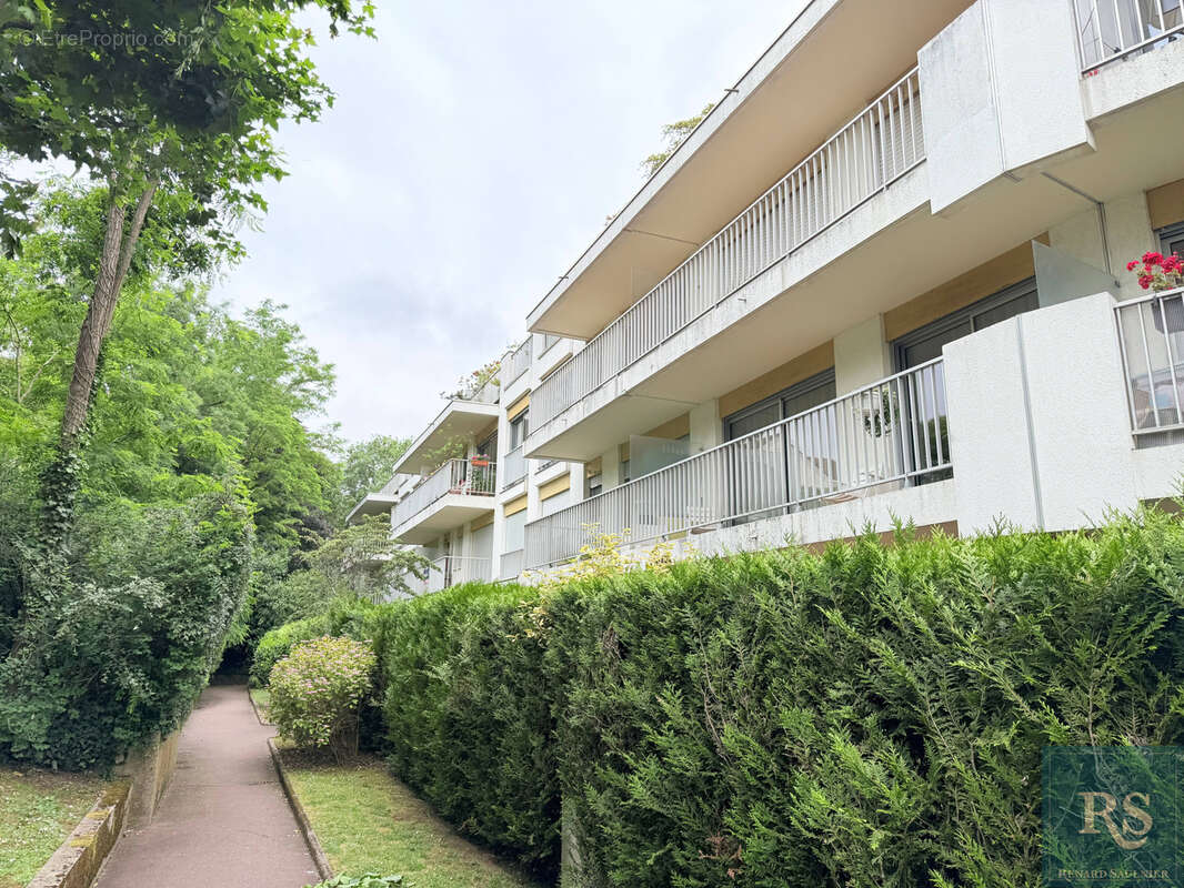 Appartement à CHATENAY-MALABRY