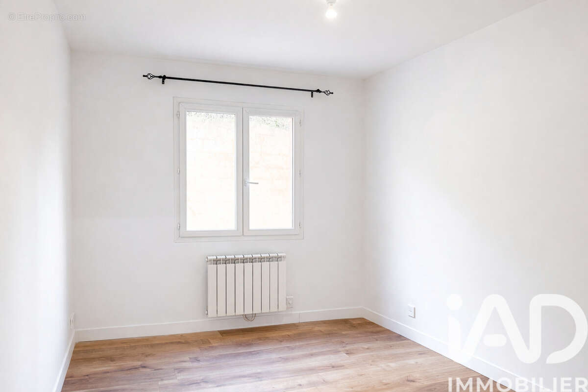 Photo 6 - Appartement à SAINT-GENIS-LAVAL