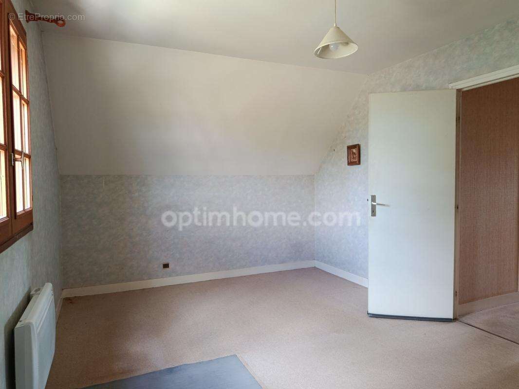 Maison plain-pied, 5 pièces, sous-sol, centre VILLERS BOCAGE (14310) - photo 11
