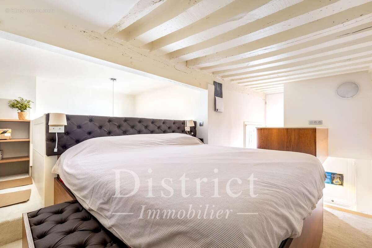 Appartement à PARIS-4E