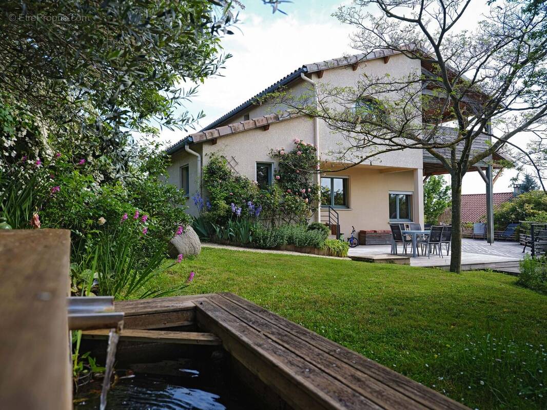Maison à TARTARAS