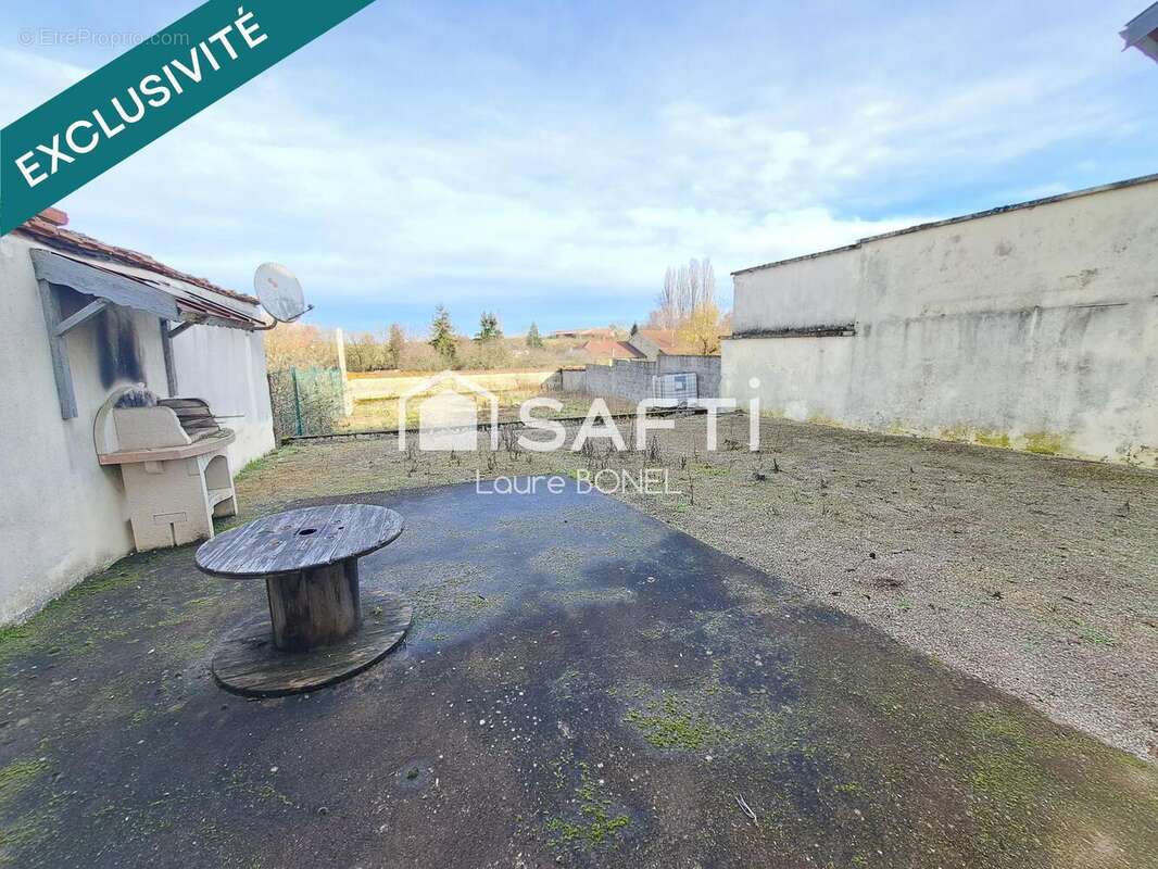 Photo 8 - Maison à GIRONCOURT-SUR-VRAINE