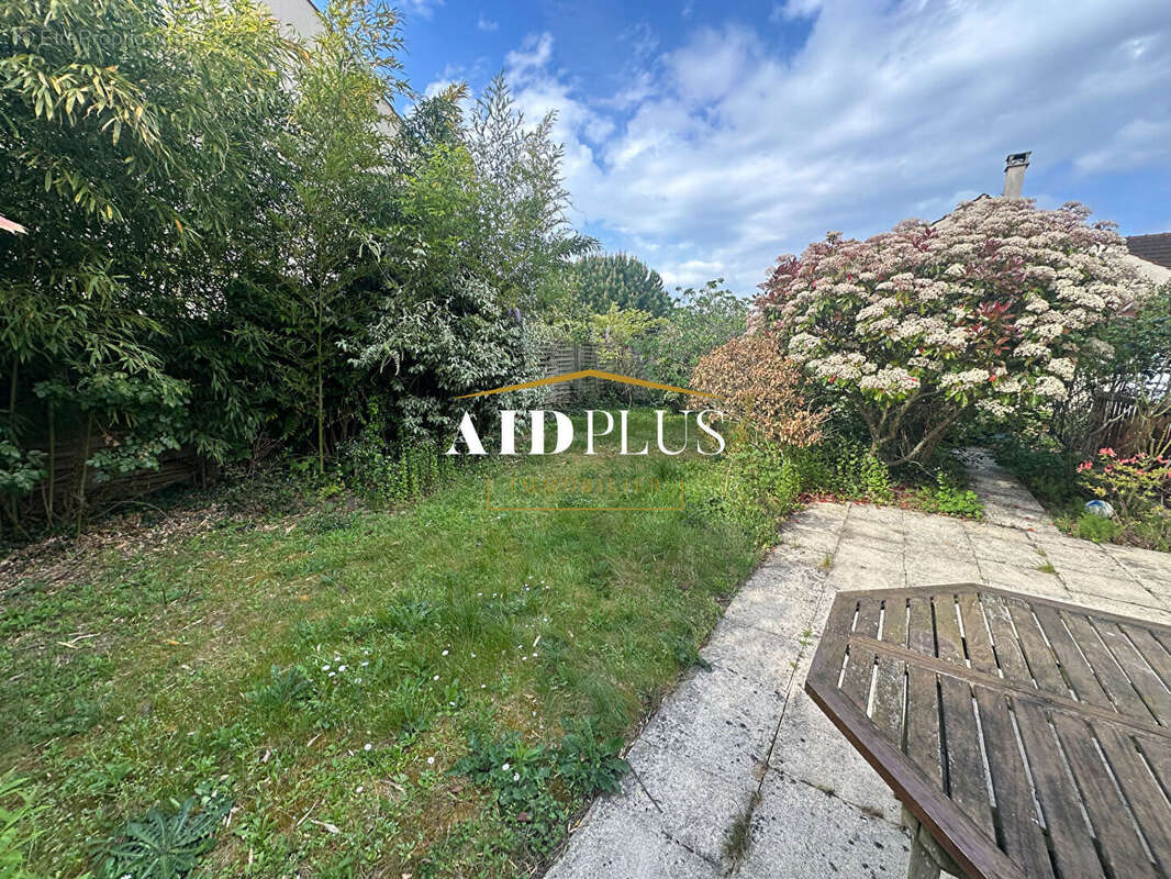 Maison à SAINT-PRIX