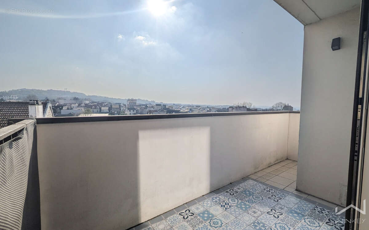 Appartement à NANTERRE