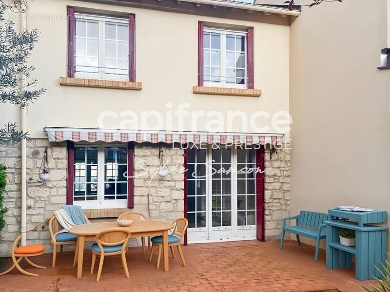 Maison à MANTES-LA-VILLE
