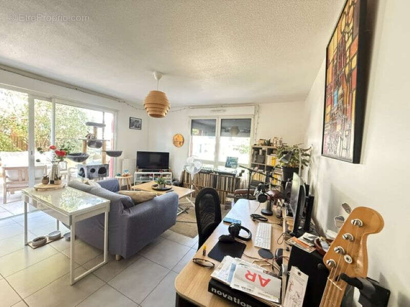 Appartement Juvignac 3 pièce(s) 57 m2+ Terrasse 31m²+place de parking - photo 3