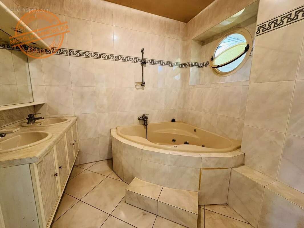RARE – Maison à vendre dans Lyon 9 – À deux pas de Vaise - photo 6