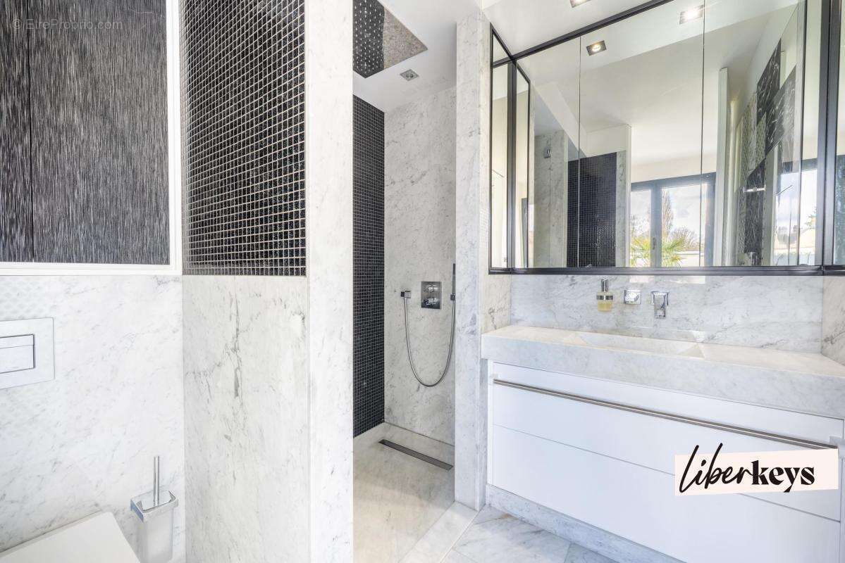 Maison à SAINT-LAURENT-LA-GATINE