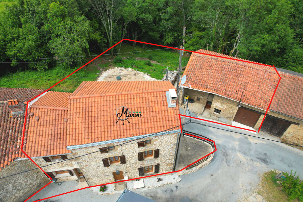 Maison à CHATEAUPONSAC