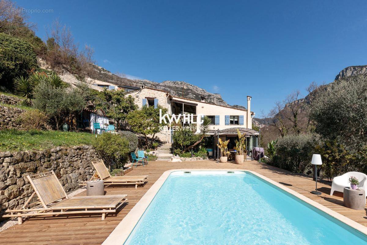 Maison à LE BAR-SUR-LOUP