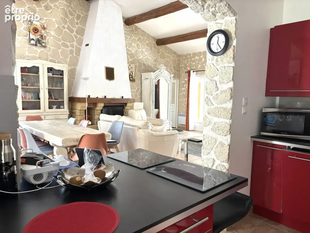 Propriété d’exception avec piscine et dépendances à Tavernes - photo 13