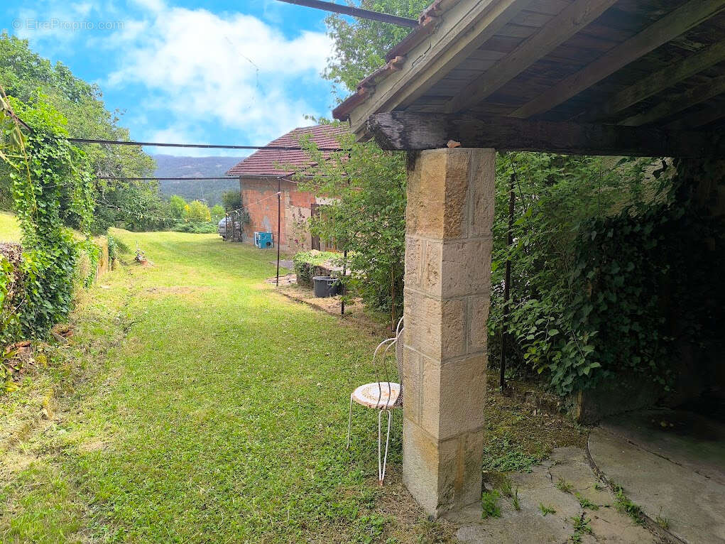 Propriété de 3,2 hectares avec deux maisons - photo 18