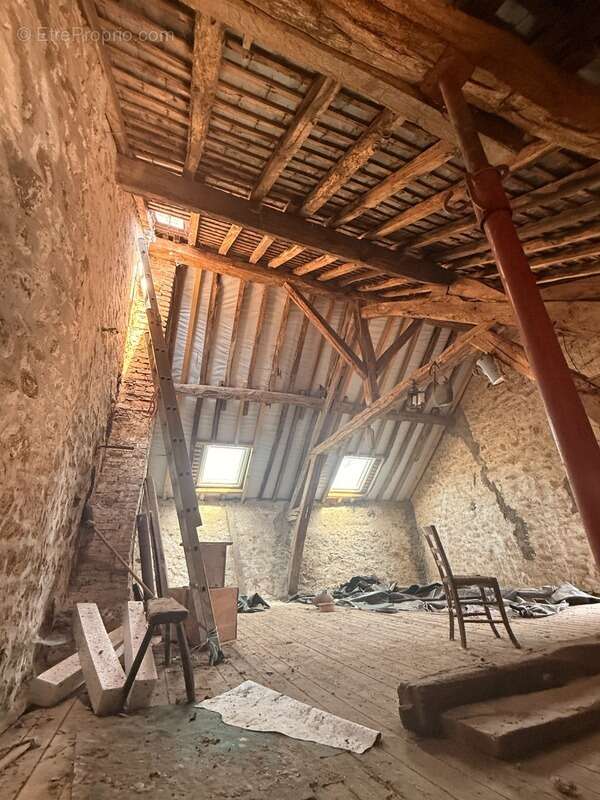 Ensemble de 2 maisons à restaurer + grange 26 500 € - photo 10