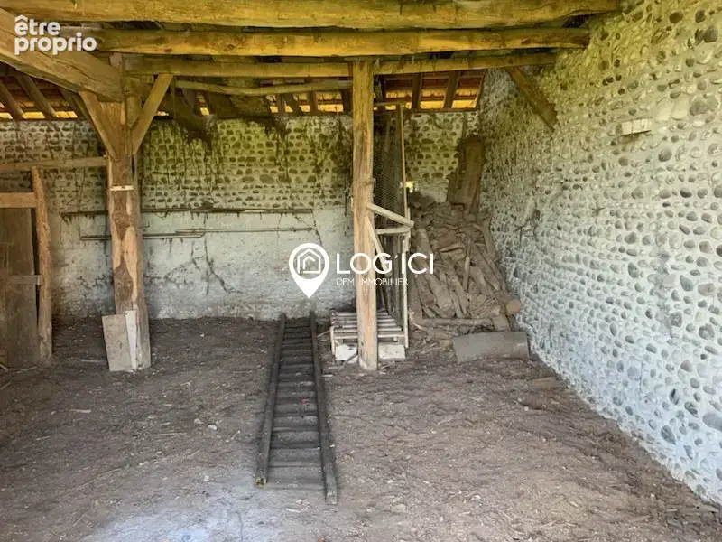 Maison de caractère avec grange - à rénover - photo 7