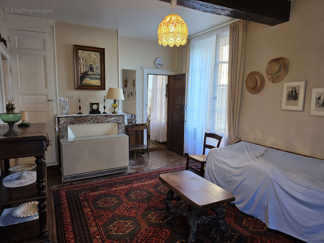 Maison à CHAMBEUGLE