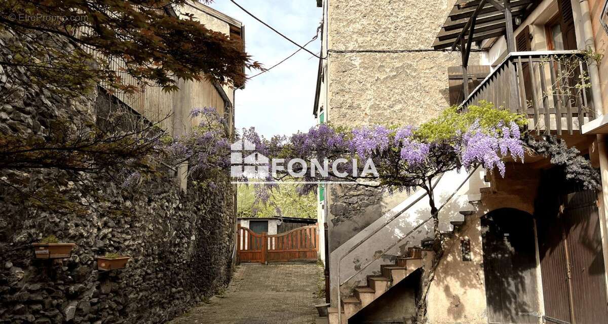 Appartement à VIZILLE