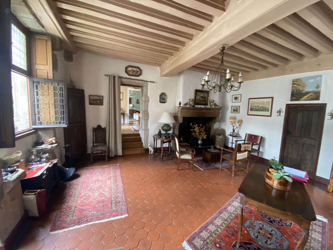 Maison à AUTUN