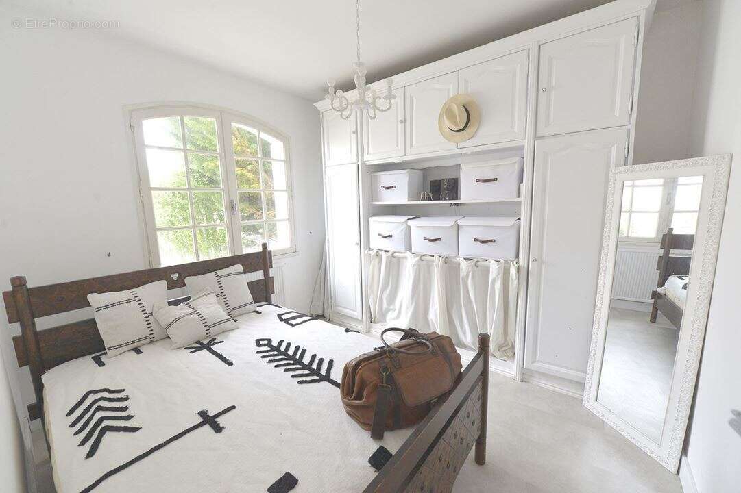 Maison à SAINT-GEORGES-DE-DIDONNE