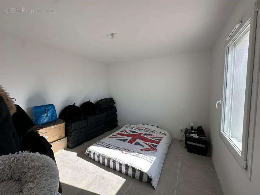 Maison à SAINT-GERVAIS-D'AUVERGNE