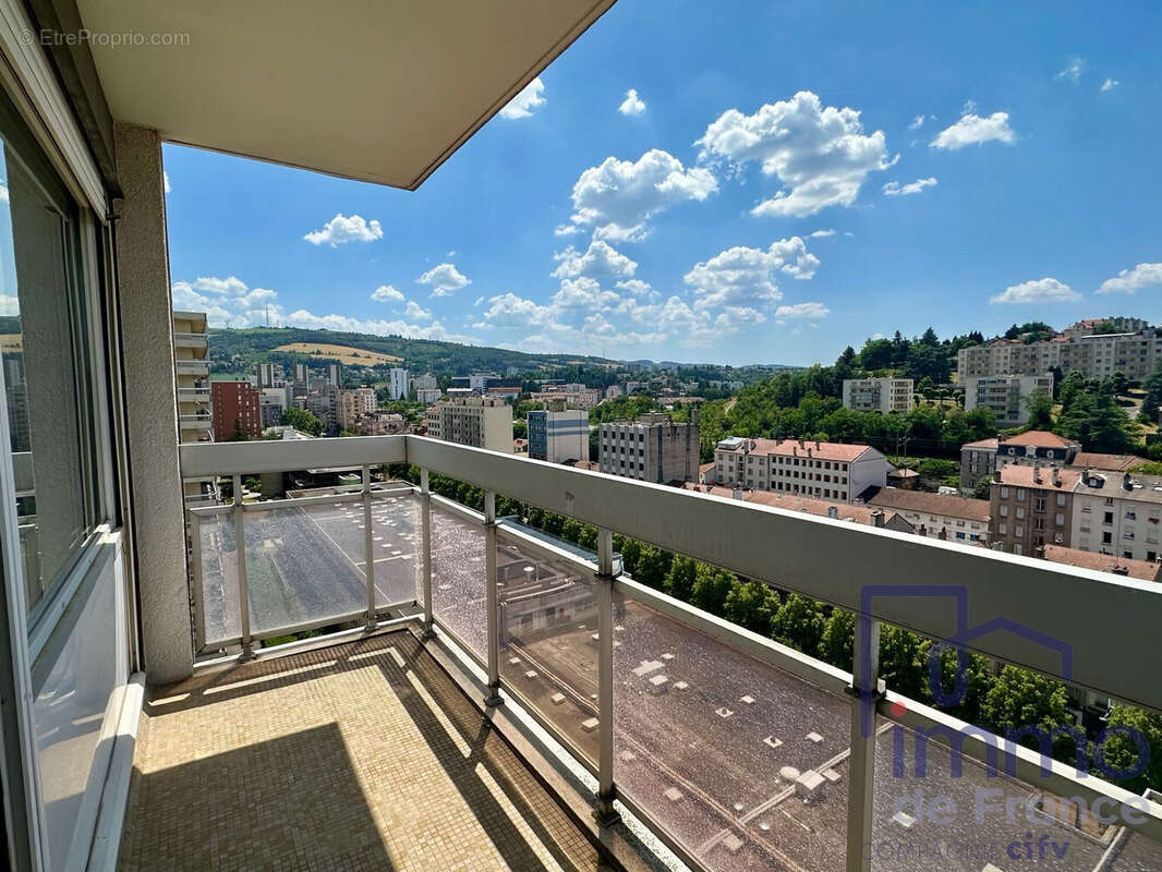 Appartement à SAINT-ETIENNE