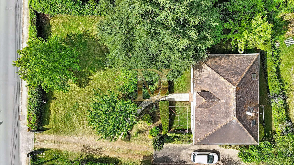 Maison à FRANCUEIL