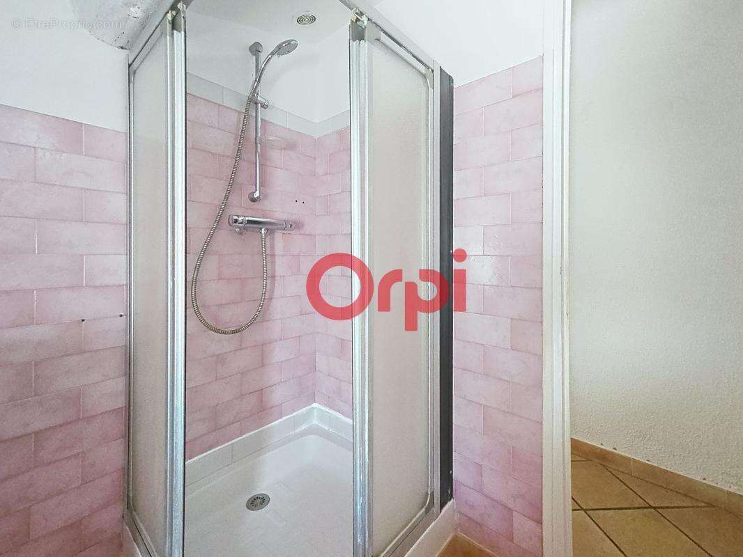 Appartement à SIX-FOURS-LES-PLAGES