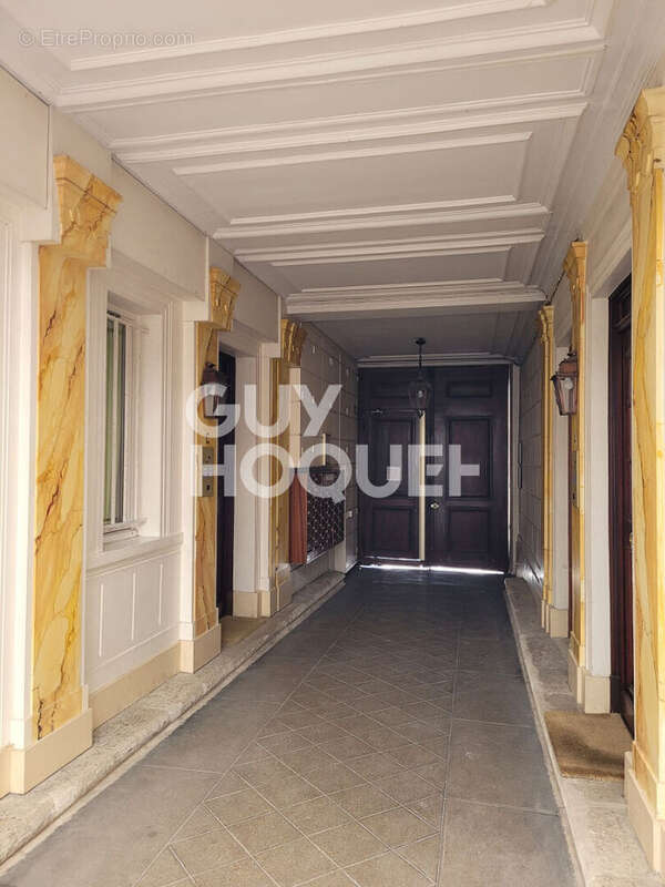 Appartement à PARIS-9E
