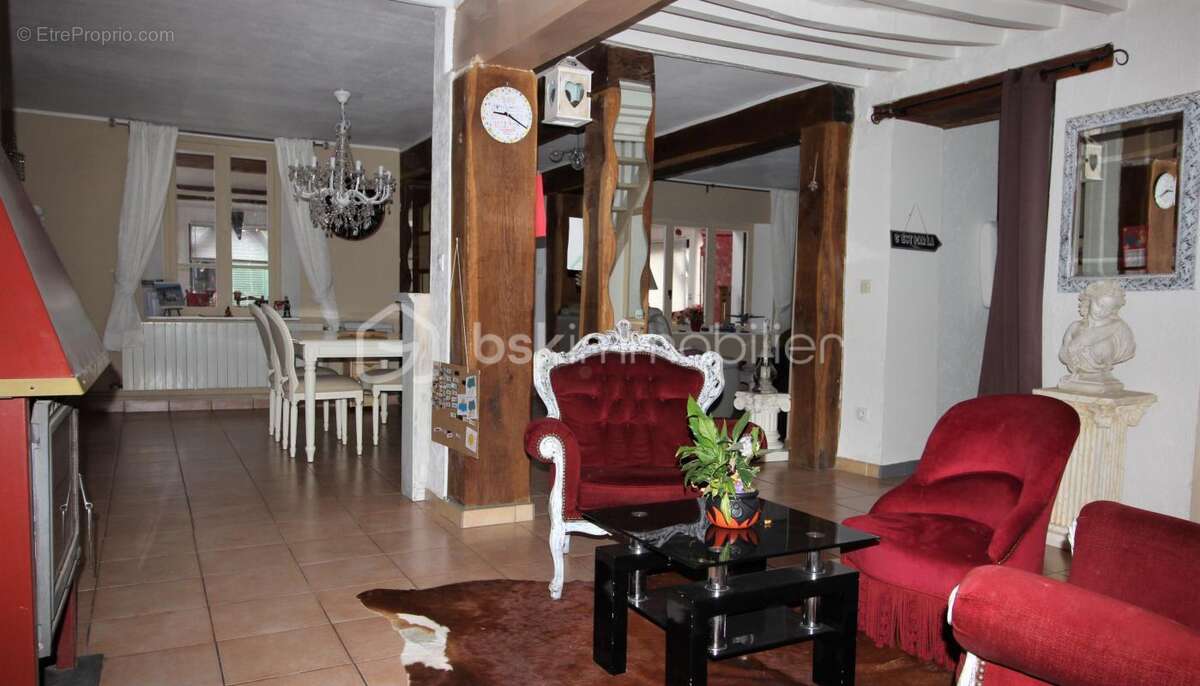 Maison à SOMMECAISE