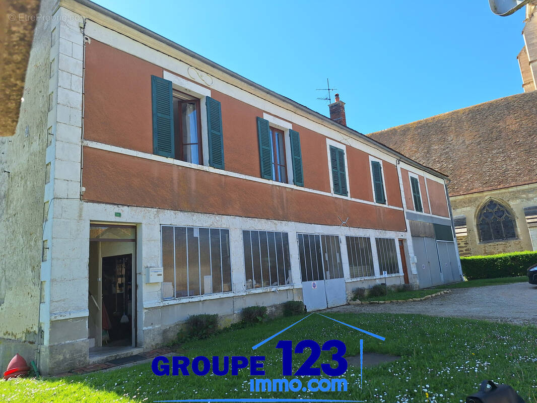 Appartement à CHEVANNES