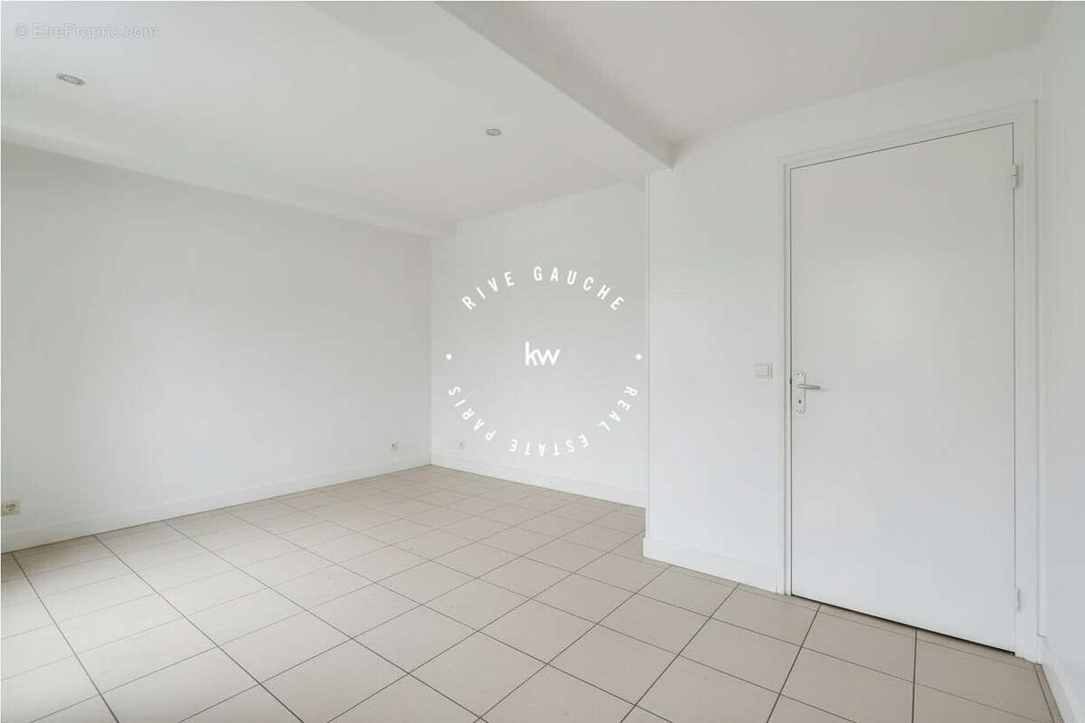 Appartement 22 m² à Paris-18e  - photo 3