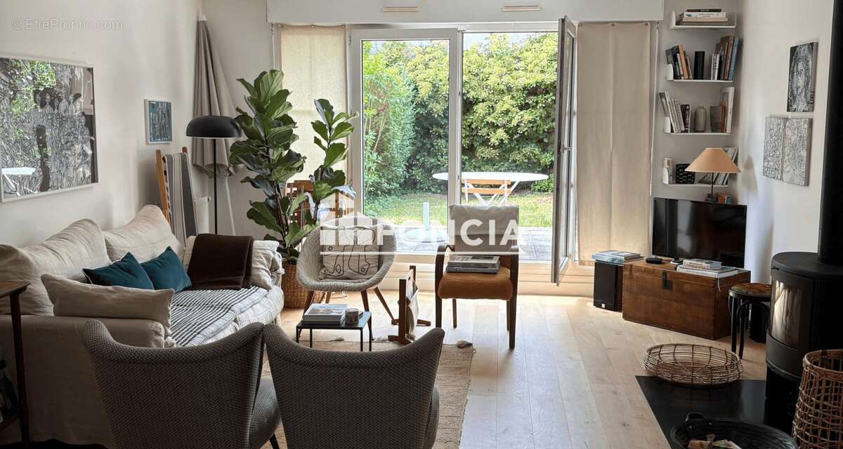 Appartement maison a garches - photo 2