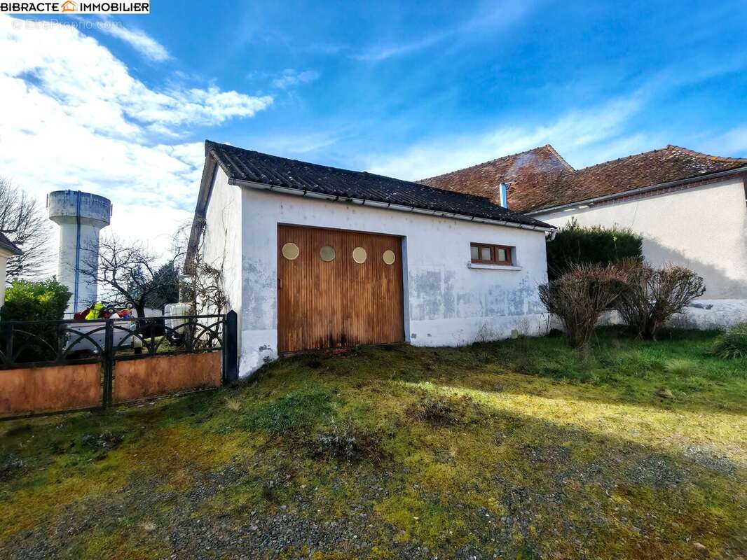 Maison à LA NOCLE-MAULAIX