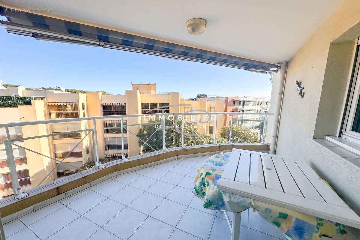 Appartement 32 m² à Cavalaire-Sur-Mer  - photo 2