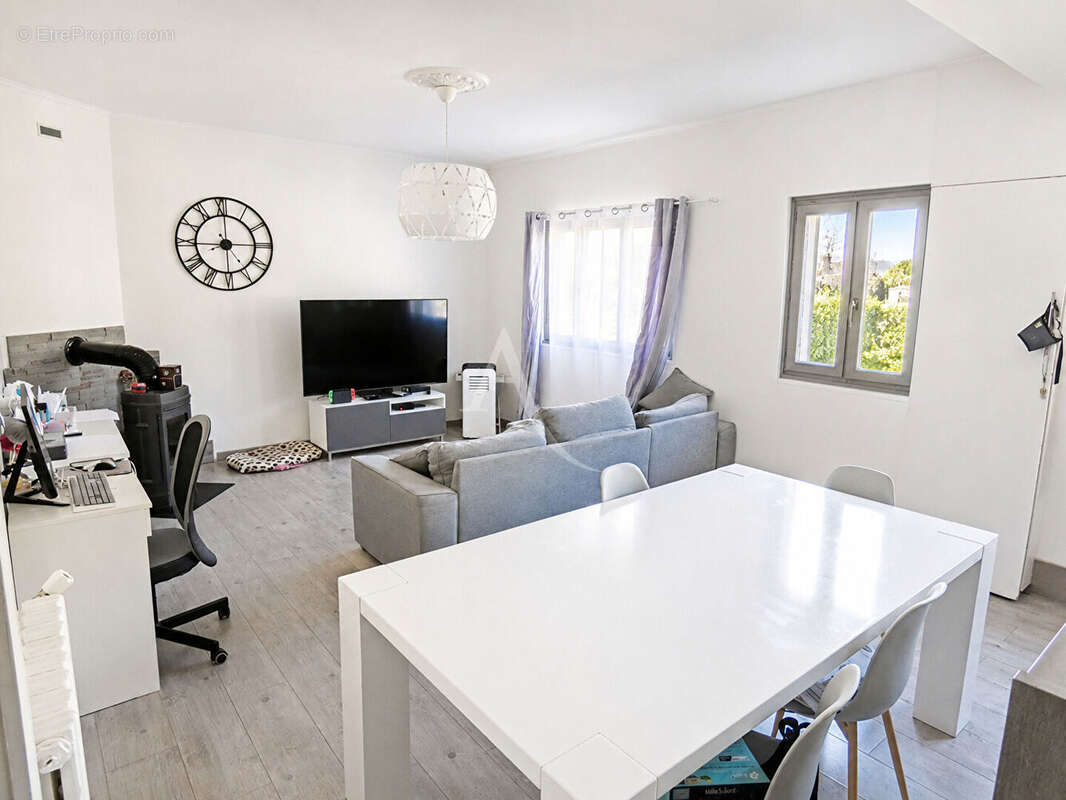 Maison Gagny 5 pièce(s) 96 m2 - photo 6