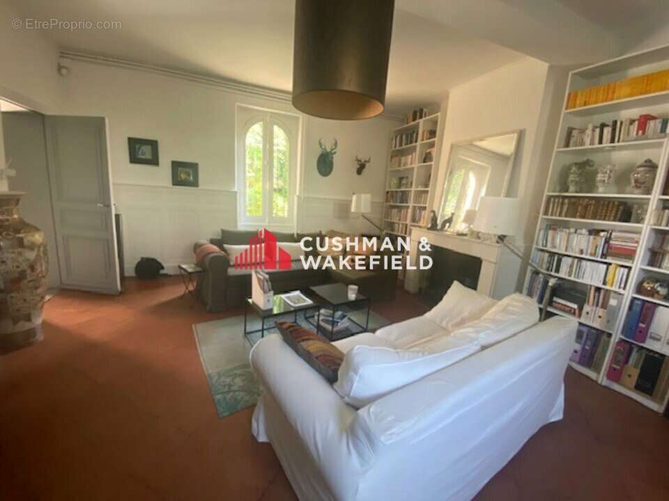 Commerce à TOULOUSE